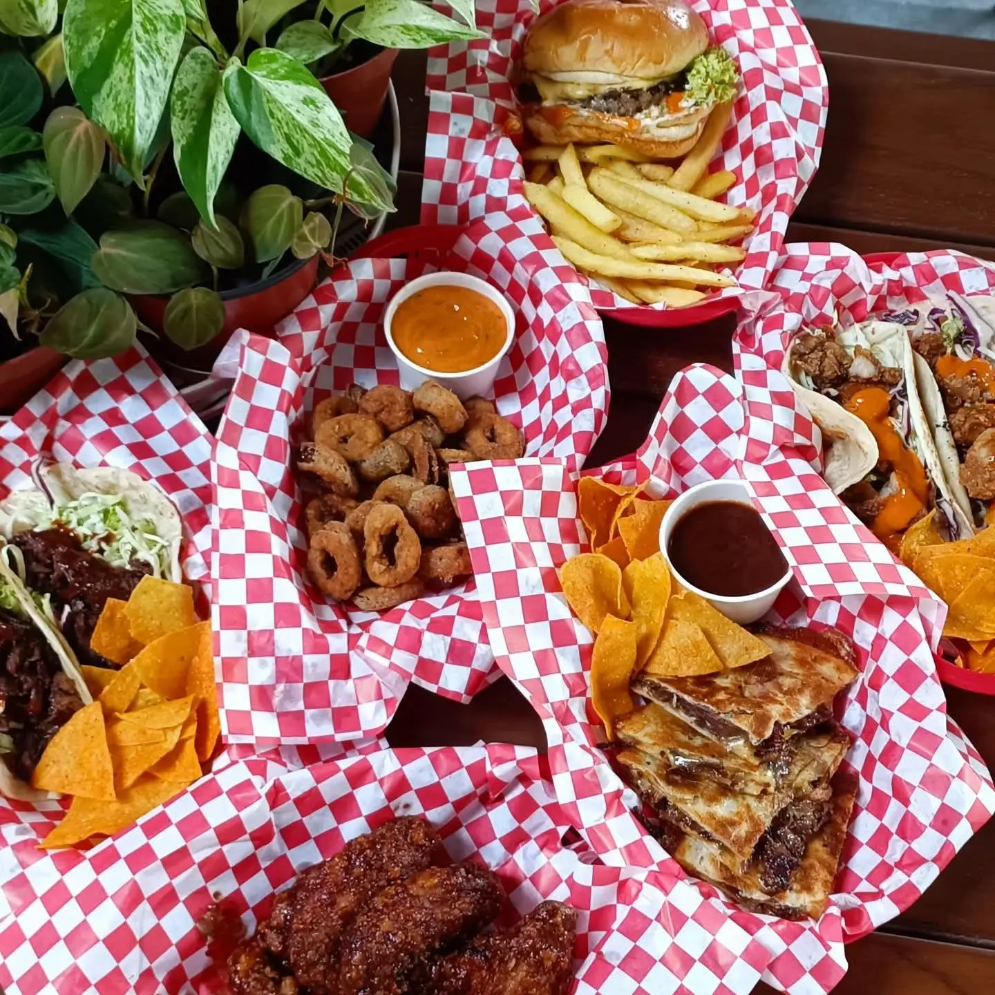 fb_img_1758021516413